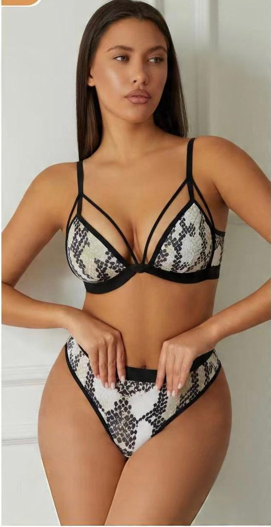 PlushLift Comfort-Fit Double-Padded Bra